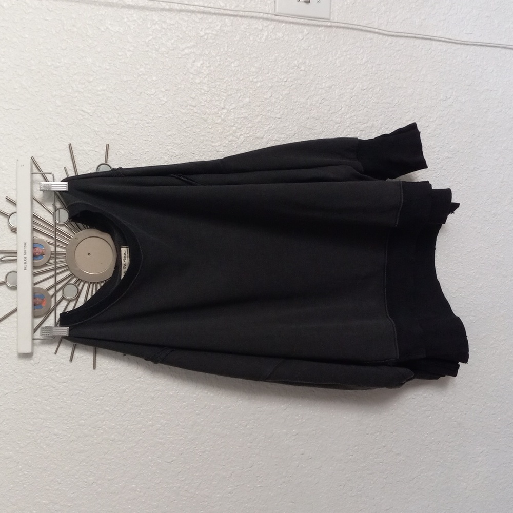 NWT!!!!! 𝙁𝙍𝙀𝙀 𝙋𝙀𝙊𝙋𝙇𝙀 𝘾𝘼𝙈𝘿𝙀𝙉 𝘽𝙇𝘼𝘾𝙆 𝙎𝙄𝙕𝙀 SMALL - Picture 8 of 11